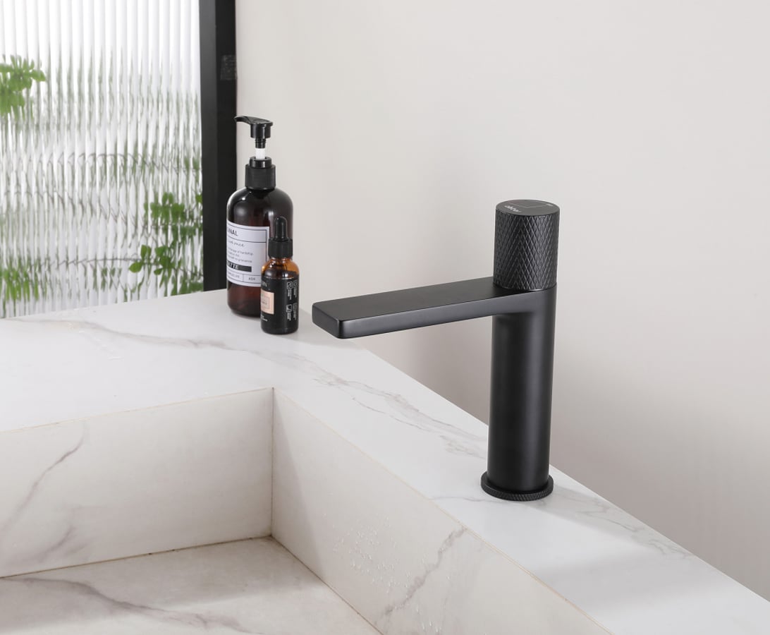 Смеситель ABBER Rund AF8710B для раковины, черный матовый 2